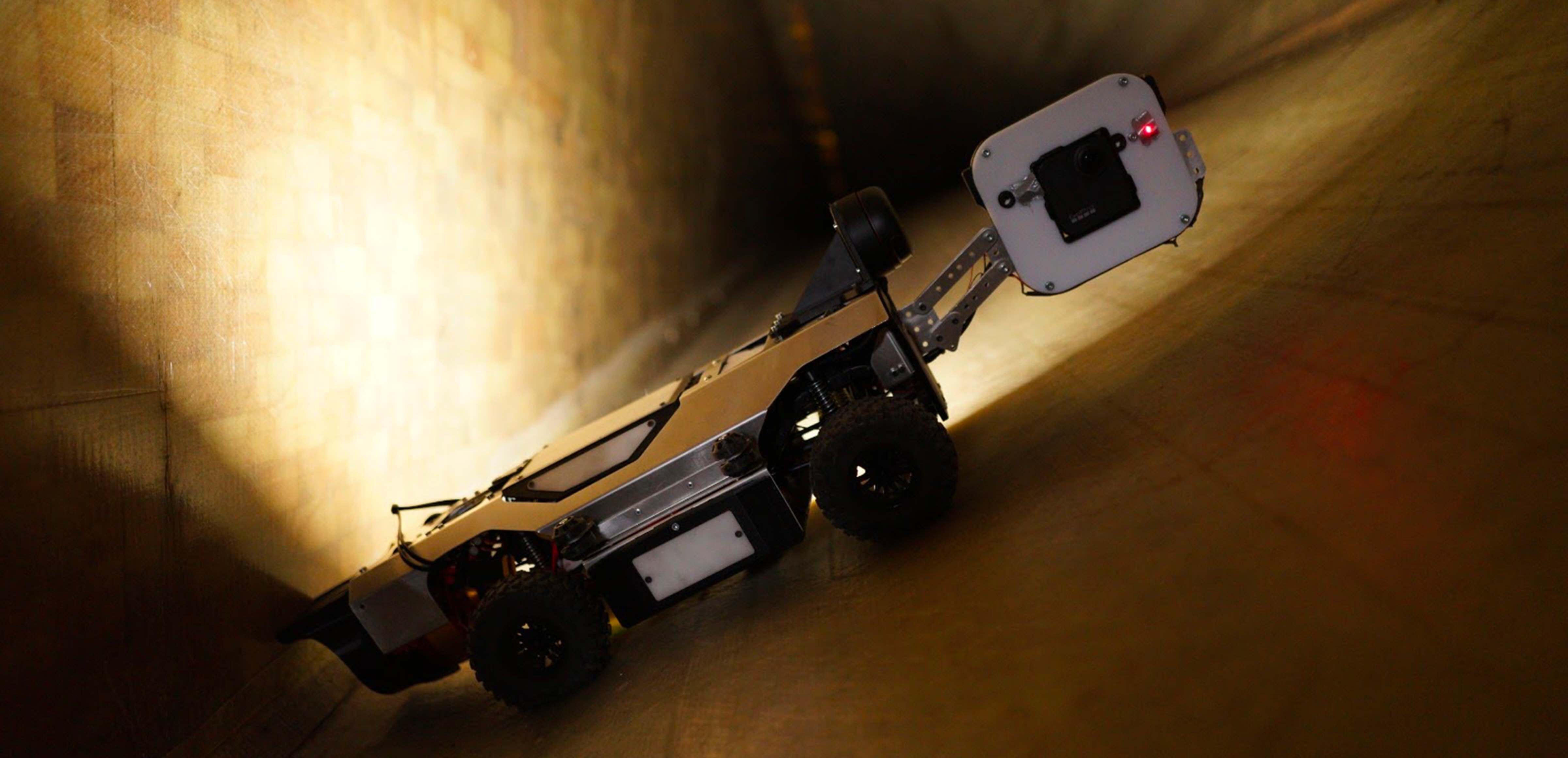 Un robot effettua un’ispezione interna