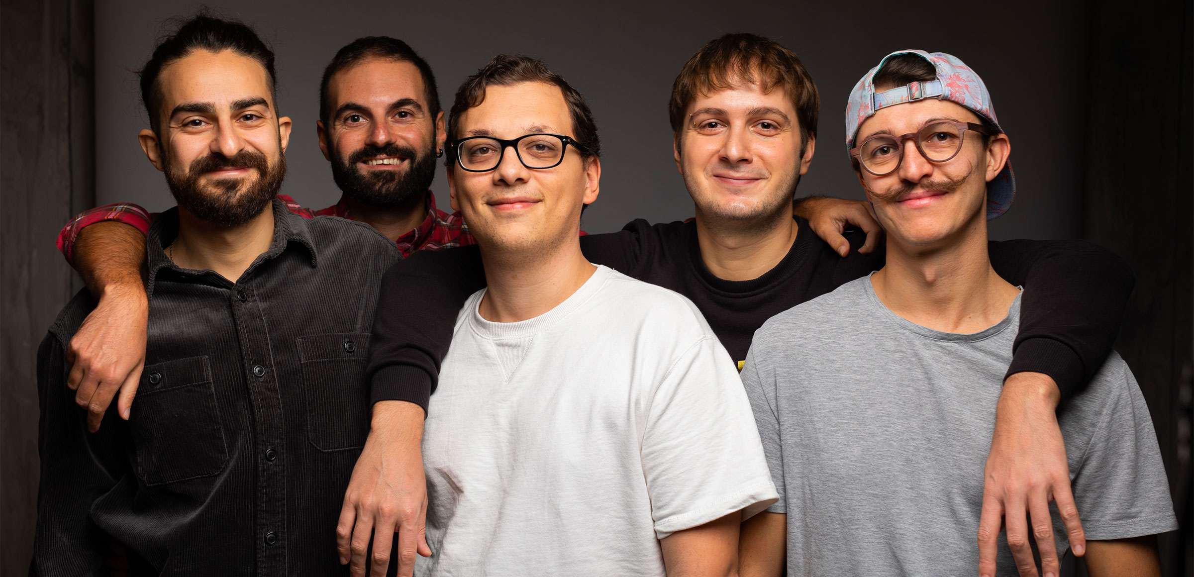 body_indigo_team_2400x1600